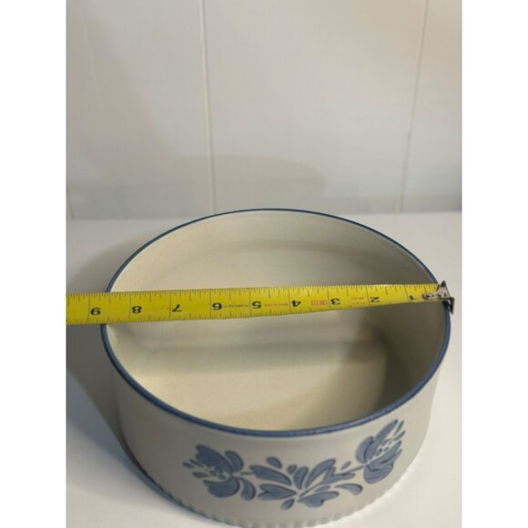 VTG Pfaltzgraff Yorktowne 4"x8.75" Casserole Dish Blue Cream Stoneware USA Made - Picture 6 of 7